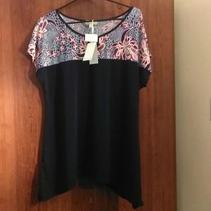A NWT Emi & Joe Short Sleeved XL Women's Shirt